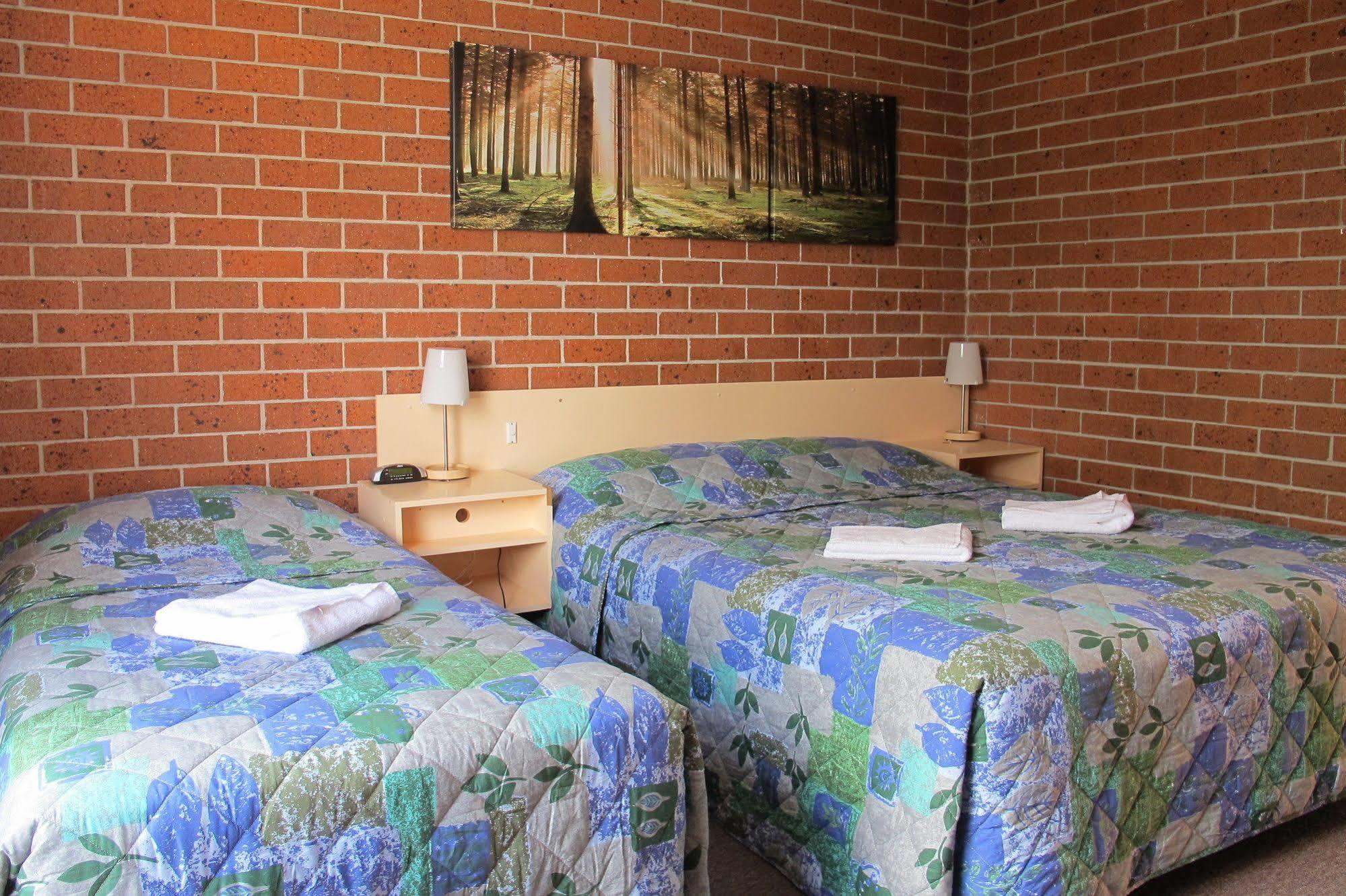 Greenslopes Motor Inn Брисбен Экстерьер фото